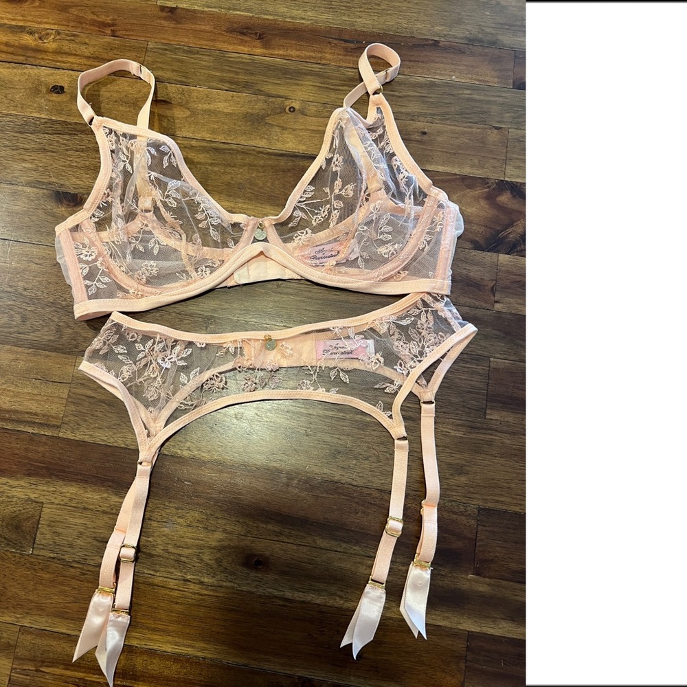Agent Provocateur Bra and Garter Set